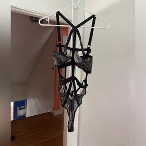 Victoria’s Secret snake charmer teddy size M